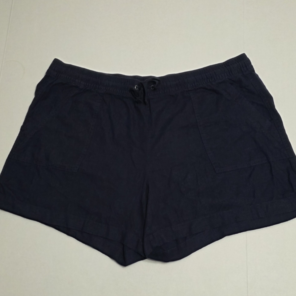 Nautica Women's Navy Shorts Size XXL